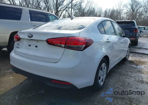 2018 Kia Forte Lx из США, поврежденный, VIN 3KPFL4A74JE197025